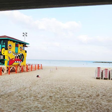 1000Nights Sea-Hut Tel Aviv Exterior photo